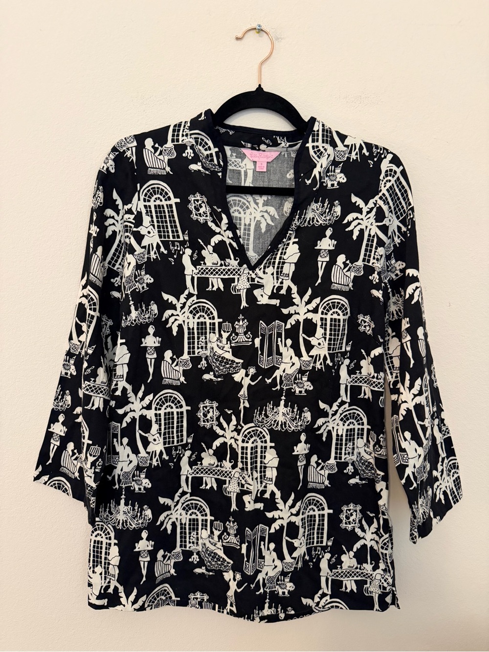 Lilly Pulitzer Late Night Toile Tunic Blouse Size Small Novelty Tropical